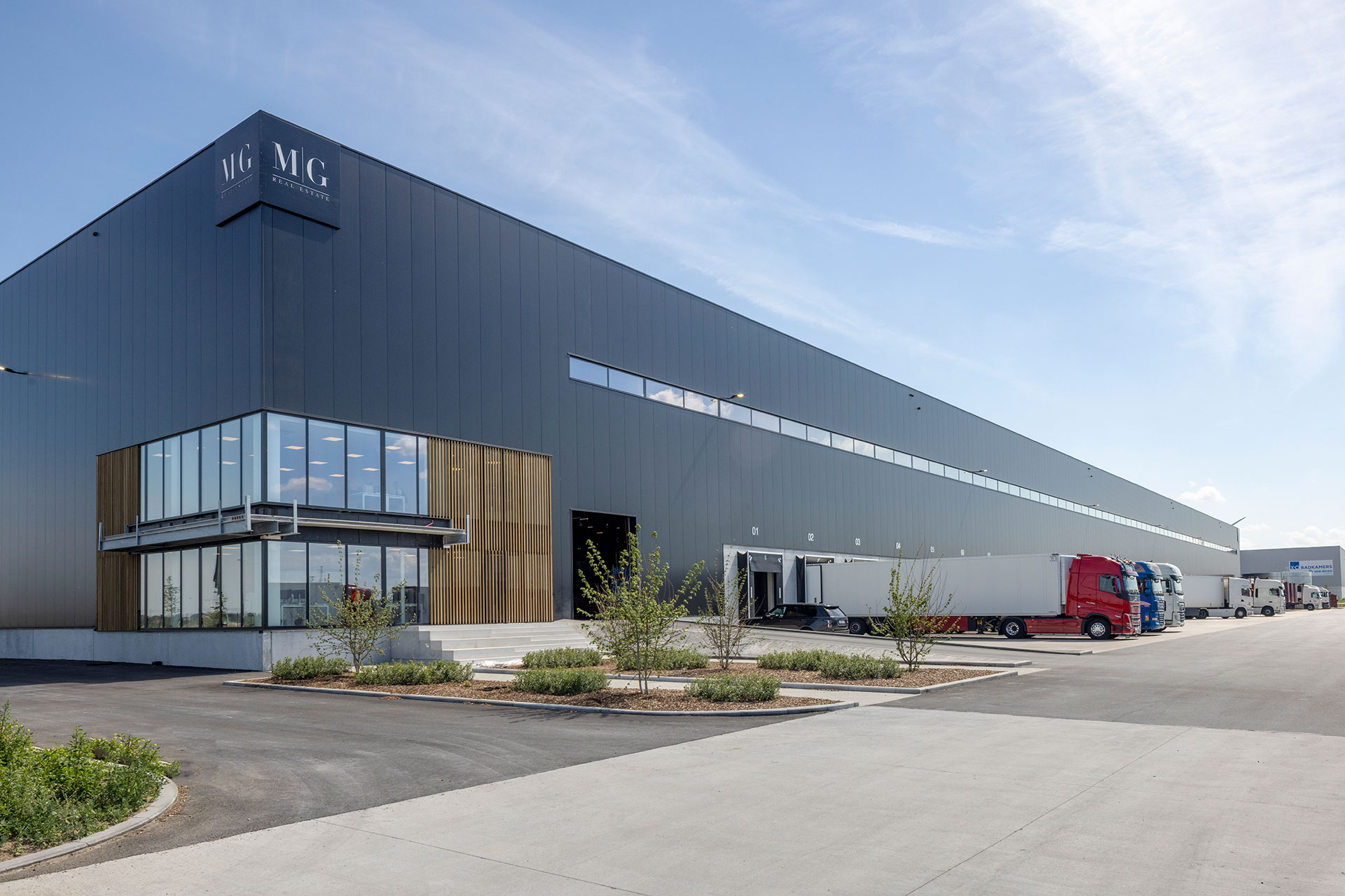Logistieke services in de Benelux en wereldwijd