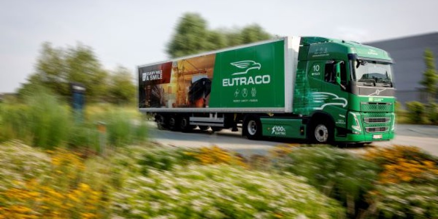 EUTRACO versnelt vergroening van logistieke keten in North Sea Port met inzet op elektrische vrachtwagens en multimodale infrastructuur