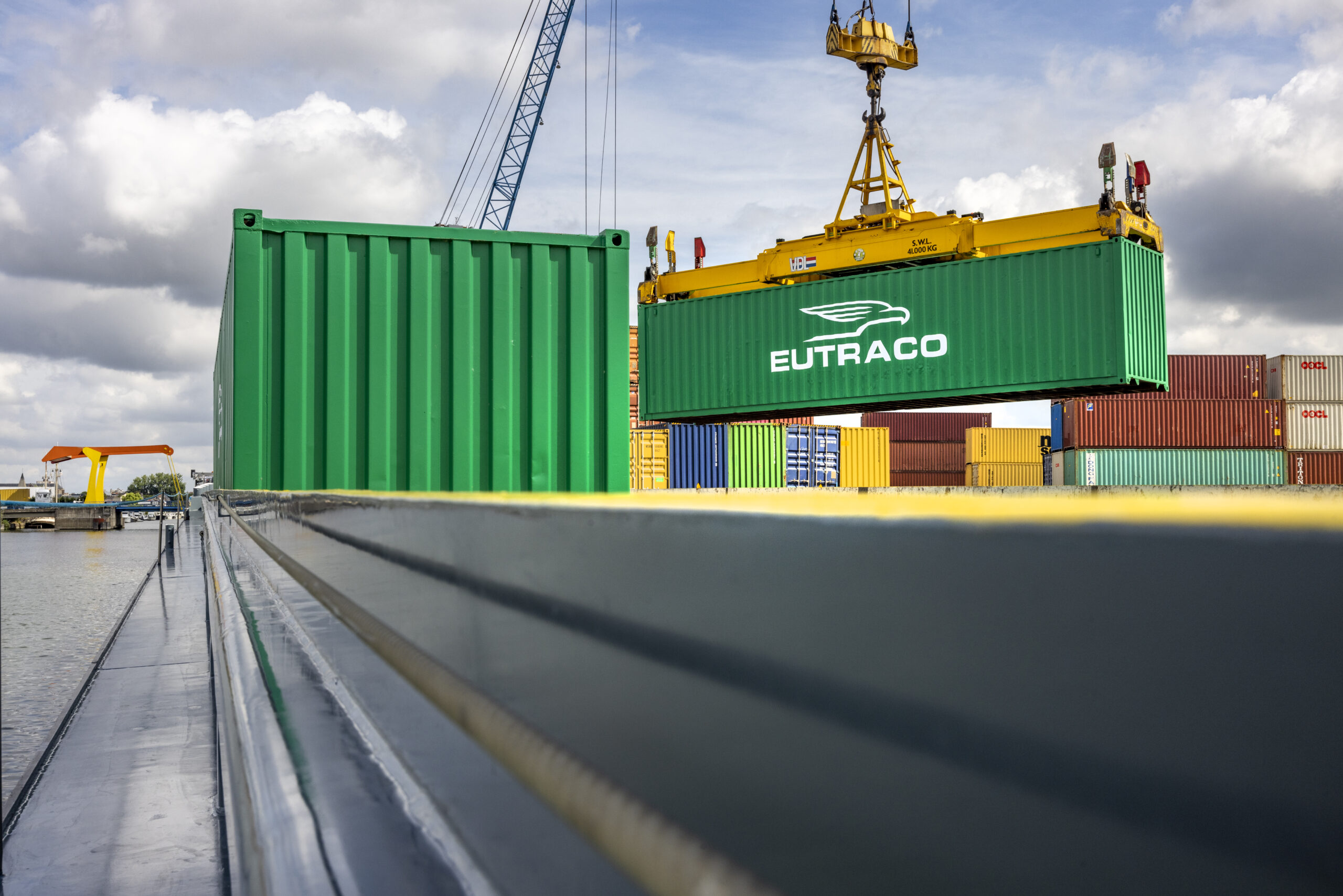 Why Choose EUTRACO for Customs? 